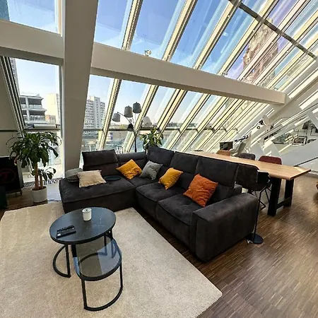 Luxus Penthouse Am Kurfuerstendamm Берлин
